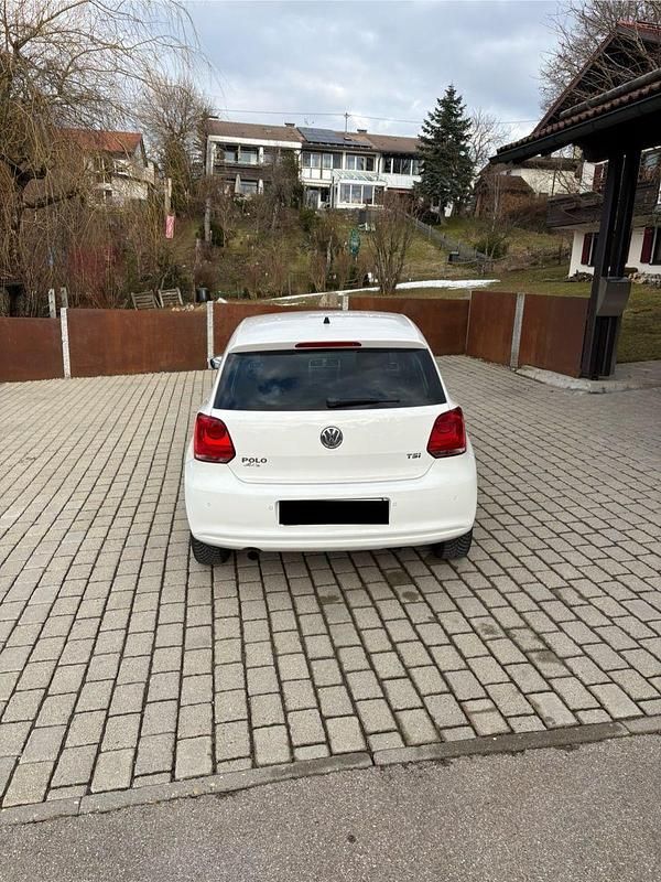 Gebraucht VW Polo Life 90 PS (66 kW) 2014 Weiß Kleinwagen