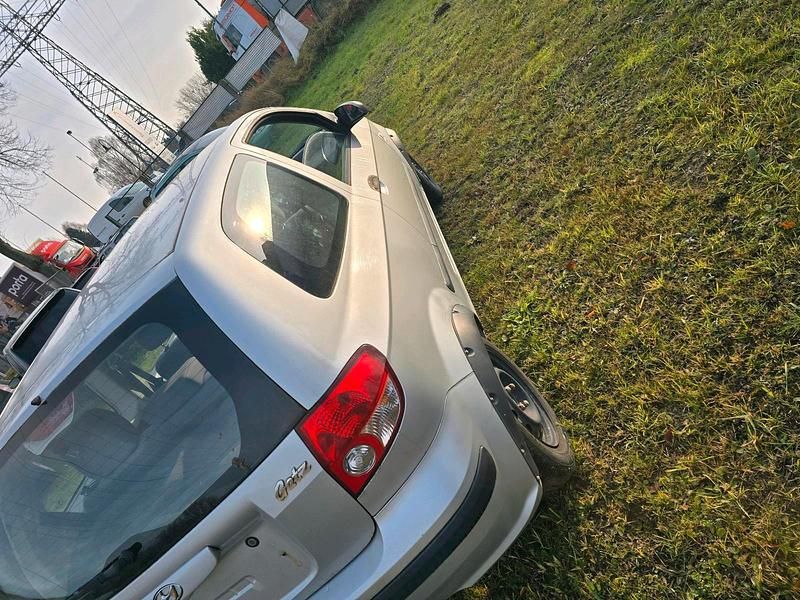 Gebraucht Hyundai Getz 63 PS (46 kW) 2005 Grau Kleinwagen