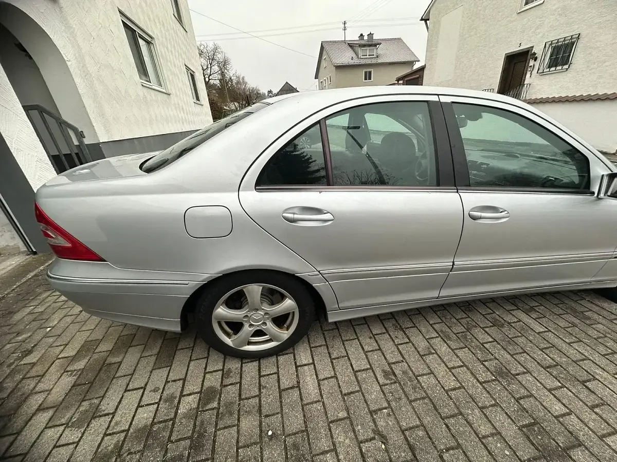 Gebraucht Mercedes C280 2007 Silber Limousine