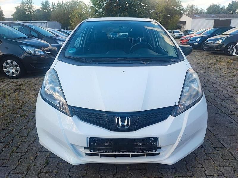 Weiß Gebraucht 2014 Honda Jazz S Cool Kleinwagen | 7.590 € (Guter Preis) - Bild 1/4