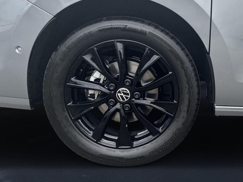 Second-hand VW Multivan Edition 150 CP (110 kW) 2025 Albastru Monovolum