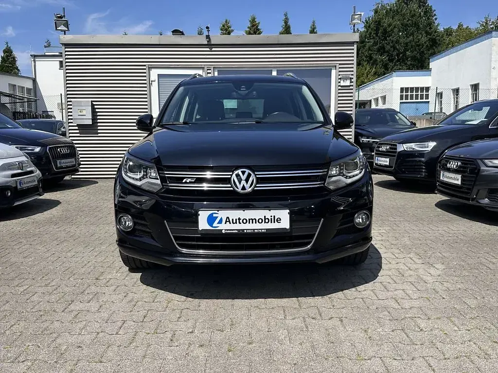 Gebraucht VW Tiguan R-line 184 PS (135 kW) 2016 Deep black perleffekt SUV