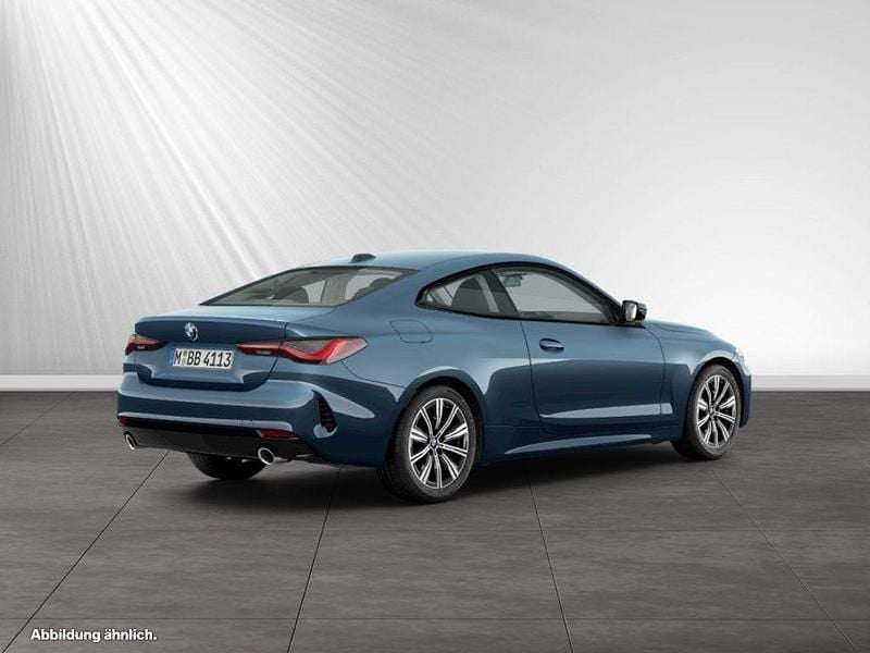 Gebraucht BMW 420 184 PS (135 kW) 2025 Arctic race blue metallic Coupé
