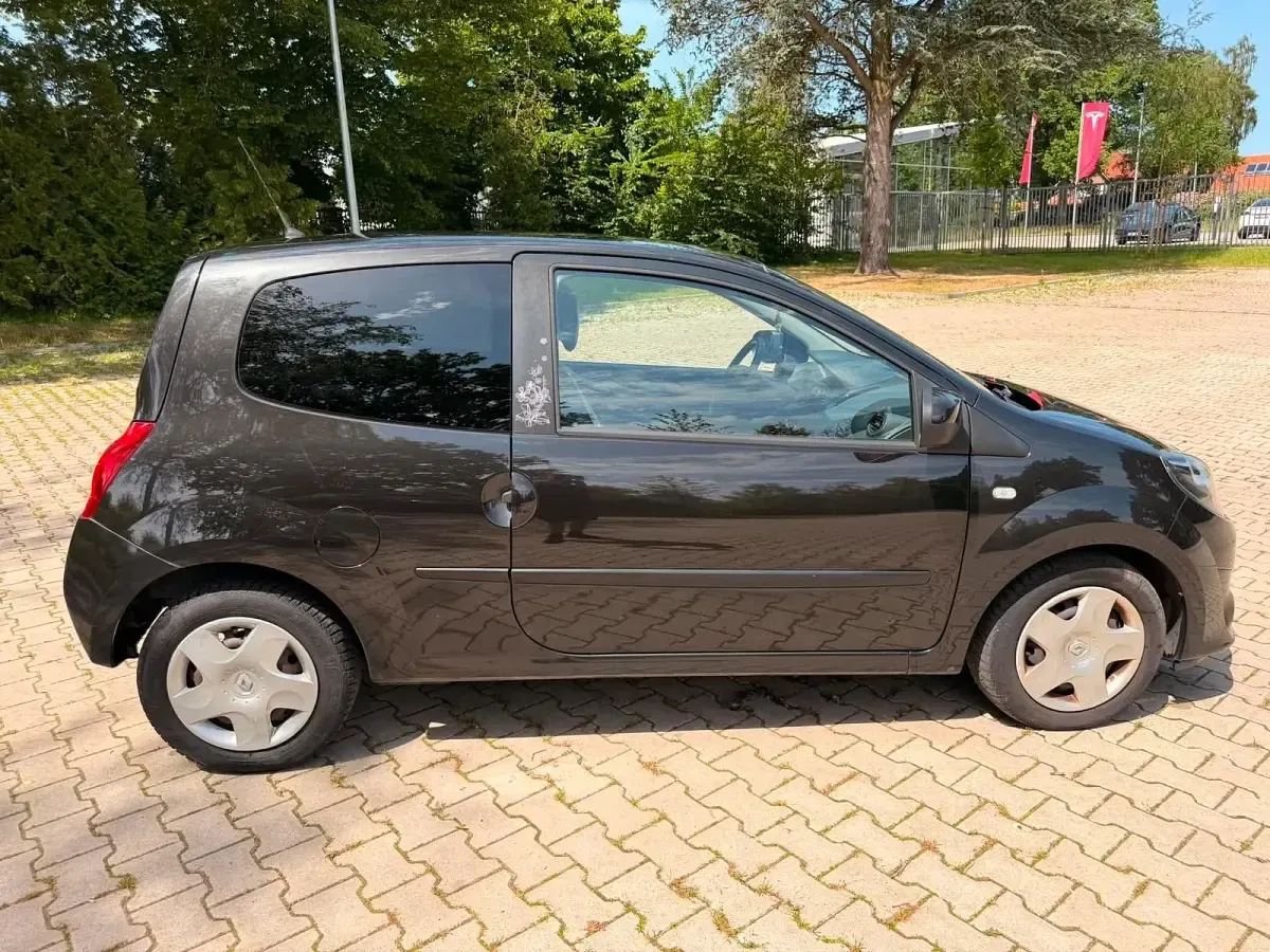 Gebraucht Renault Twingo 75 PS (55 kW) 2011 Schwarz Kleinwagen
