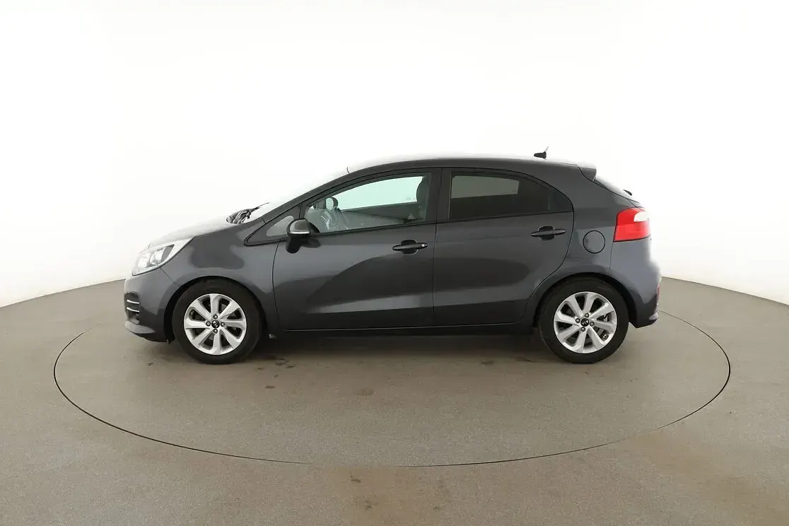 Gebraucht Kia Rio 84 PS (61 kW) 2016 Grau Kleinwagen