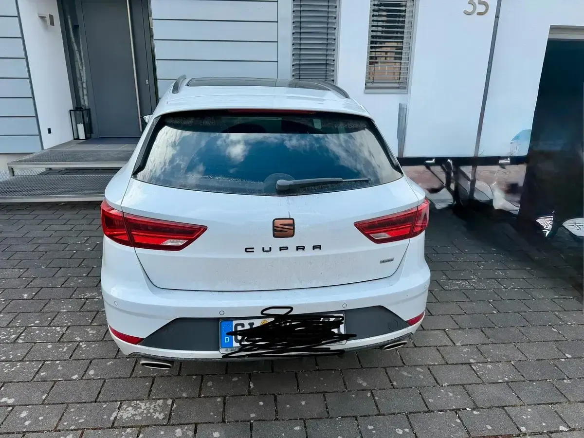 Gebraucht Seat Leon 4Drive 300 PS (220 kW) 2019 Weiß Kombi