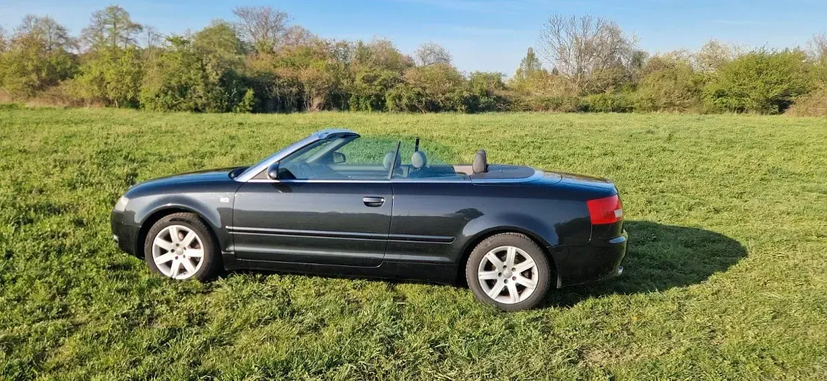 Gebraucht Audi A4 Cabriolet 163 PS (119 kW) 2004 Schwarz Cabrio