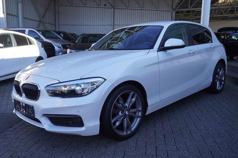 Gebraucht BMW 118 136 PS (100 kW) 2019 Weiß Kleinwagen