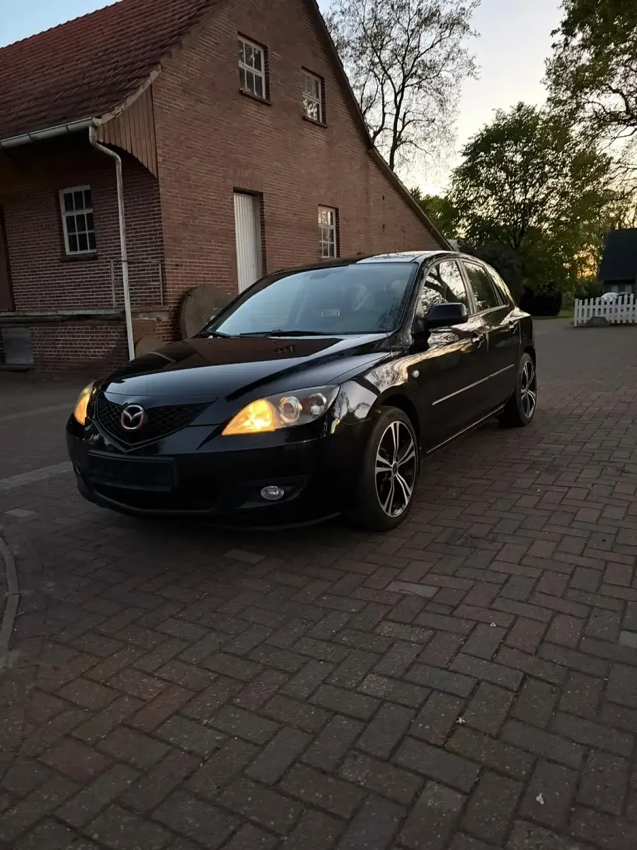 Usata Mazda 3 150 CV (110 kW) 2007 Nero Berlina