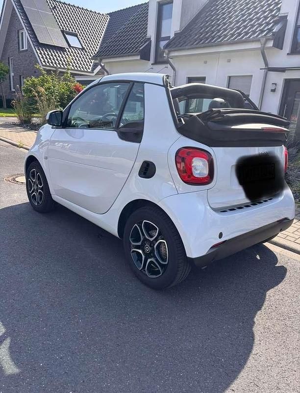 Gebraucht 2018 Smart ForTwo Cabrio Prime Cabrio | 12.950 € (Guter Preis) - Bild 1/4