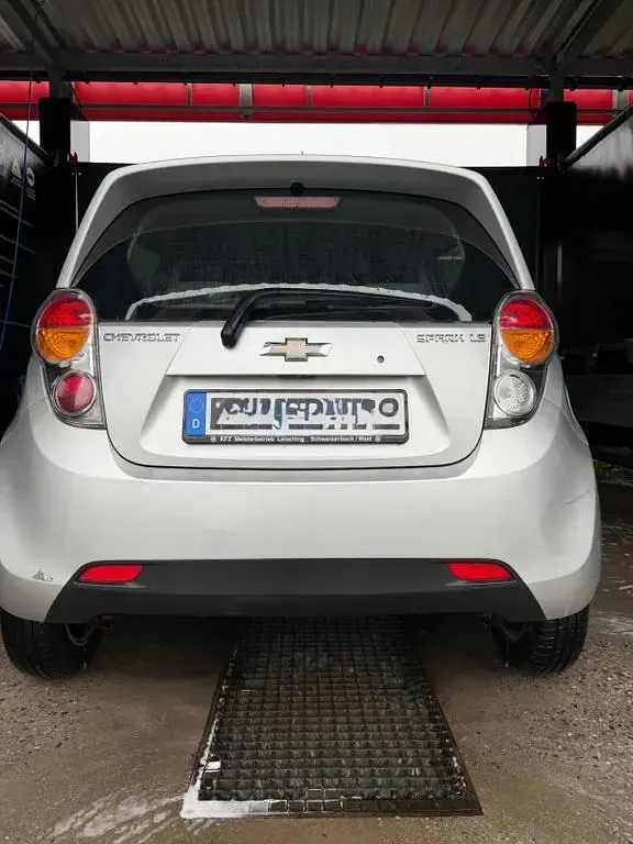 Gebraucht Chevrolet Spark LS 82 PS (60 kW) 2011 Silber Kleinwagen