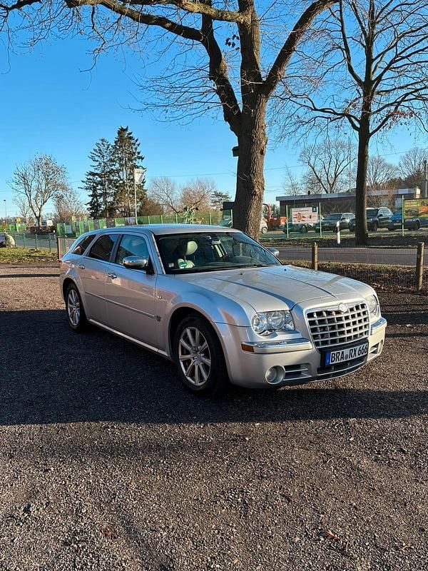 Silber Gebraucht 2007 Chrysler 300C Kombi | 6.500 € (Fairer Preis) - Bild 1/4