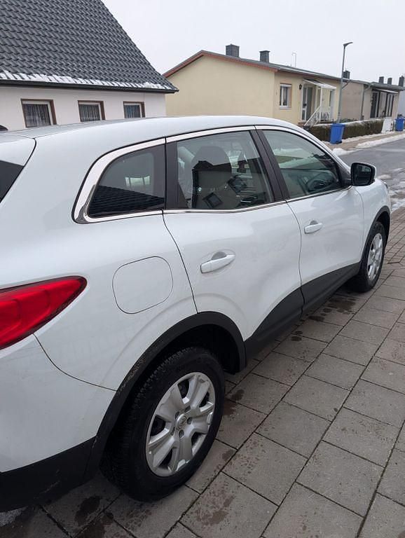 Gebraucht Renault Kadjar Life 140 PS (102 kW) 2018 Weiß SUV