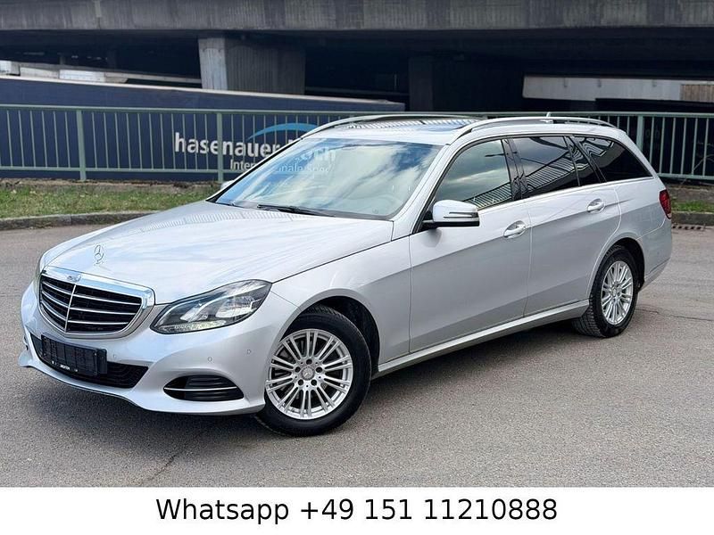 Gebraucht Mercedes E220 170 PS (125 kW) 2015 Silber Limousine