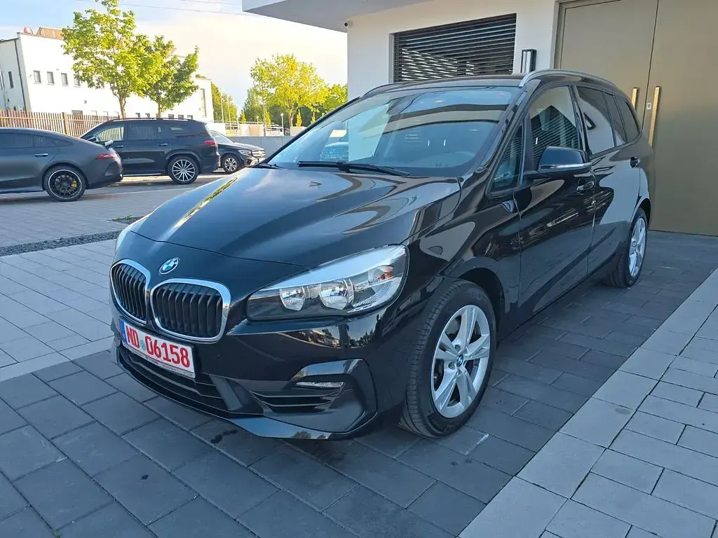 Gebraucht BMW 220 Advantage 192 PS (141 kW) 2019 Schwarz Kombi
