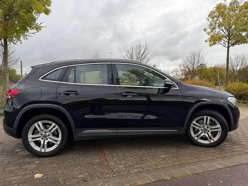Gebraucht 2020 Mercedes GLA250 SUV | 30.500 € (Guter Preis) - Bild 1/4