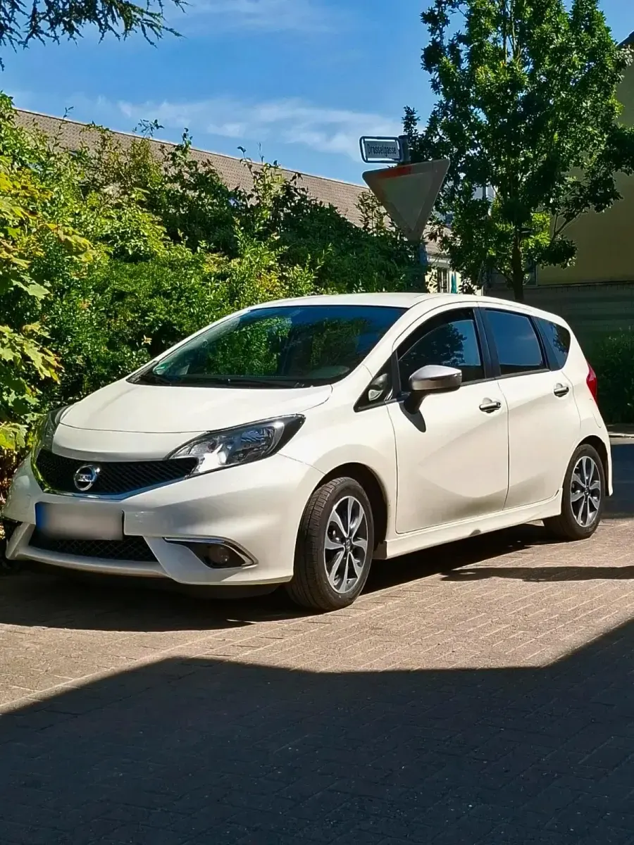 Gebraucht Nissan Note 90 PS (66 kW) 2015 Weiß Kleinwagen