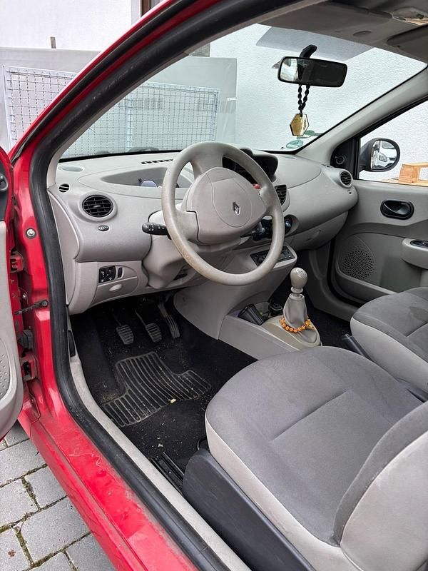 Gebraucht Renault Twingo 74 PS (54 kW) 2009 Rot Kleinwagen