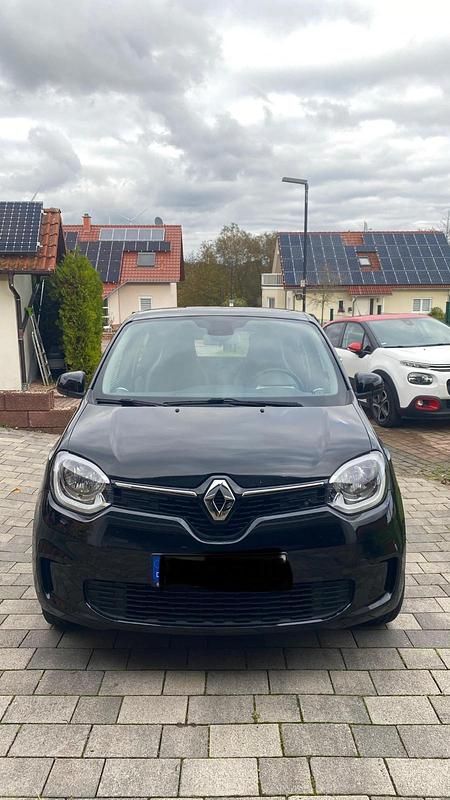 Schwarz Gebraucht 2021 Renault Twingo Zen Kleinwagen | 9.900 € (Guter Preis) - Bild 1/4