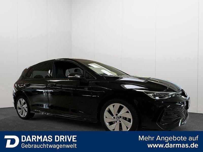 Gebraucht VW Golf VIII Style 150 PS (110 kW) 2024 Schwarz Limousine