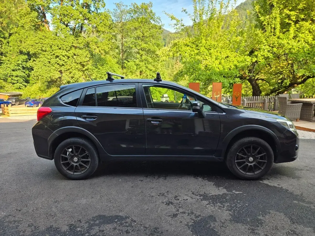 Gebraucht Subaru XV Comfort 147 PS (108 kW) 2014 Schwarz SUV