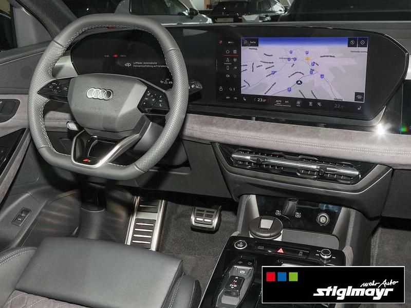 Neu Audi Q6 e-tron Performance 225 kW (306 PS) 2026 Plasmablau metallic SUV