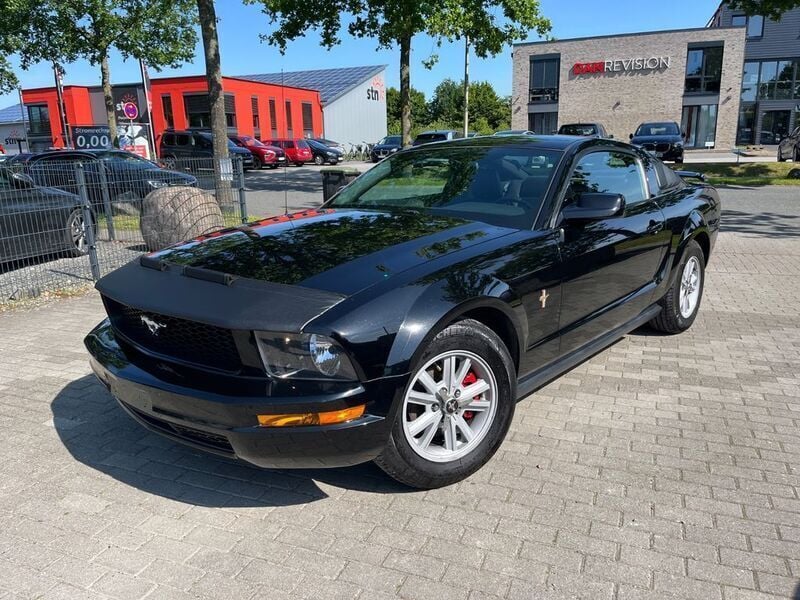 Schwarz Gebraucht 2007 Ford Mustang Coupé | 9.990 € (Fairer Preis) - Bild 1/4