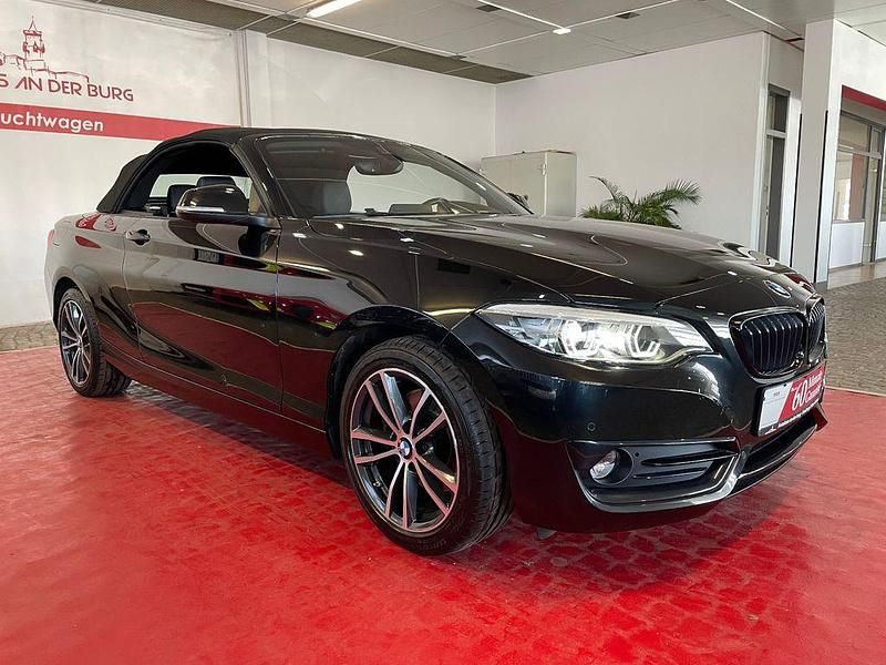 Schwarz Gebraucht 2021 BMW 220 Sport Line Cabrio | 25.999 € (Fairer Preis) - Bild 1/4