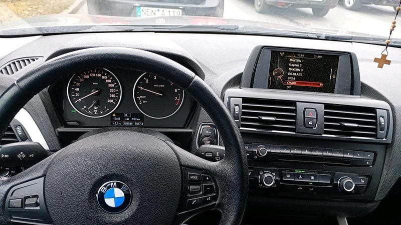 Grau Gebraucht 2014 BMW 116 Kleinwagen | 2.700 € (Guter Preis) - Bild 1/3