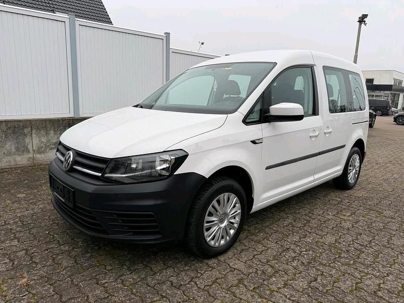 Weiß Gebraucht 2017 VW Caddy Van / Kleinbus | 8.600 € (Fairer Preis) - Bild 1/4