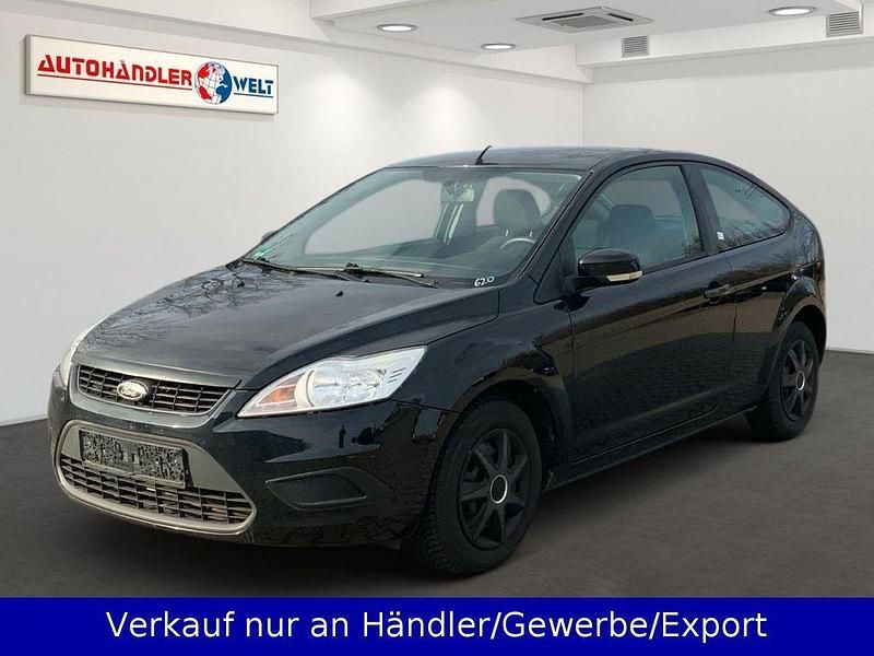 Schwarz Gebraucht 2010 Ford Focus Limousine | 1.799 € (Superpreis) - Bild 1/3