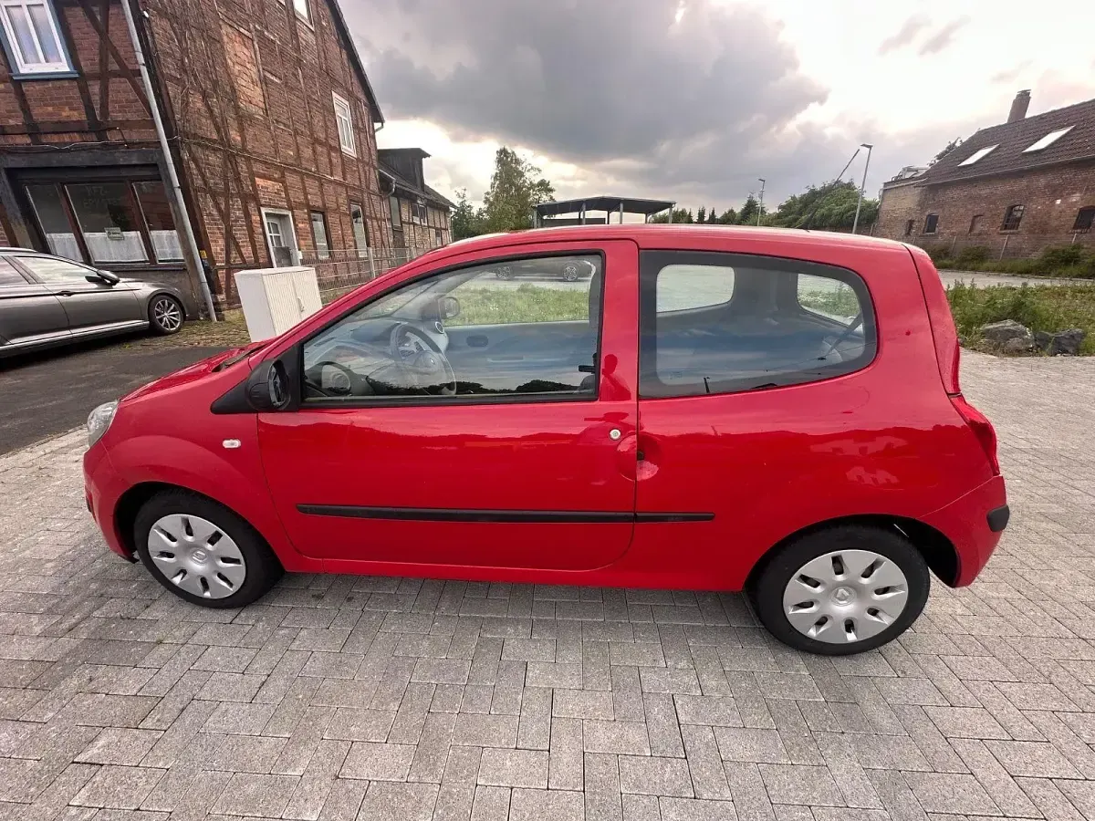 Gebraucht Renault Twingo 76 PS (55 kW) 2009 Rot Kleinwagen