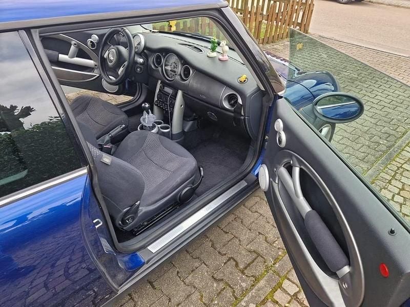 Gebraucht Mini ONE 90 PS (66 kW) 2003 Blau Kleinwagen