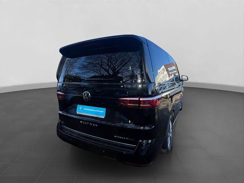 Gebraucht VW Multivan Style 245 PS (180 kW) 2025 Schwarz Van