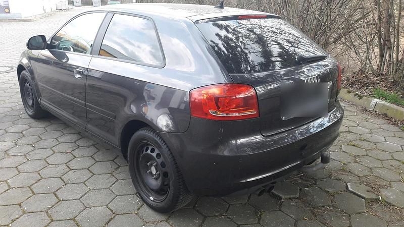 Gebraucht Audi A3 140 PS (102 kW) 2010 Schwarz Kleinwagen
