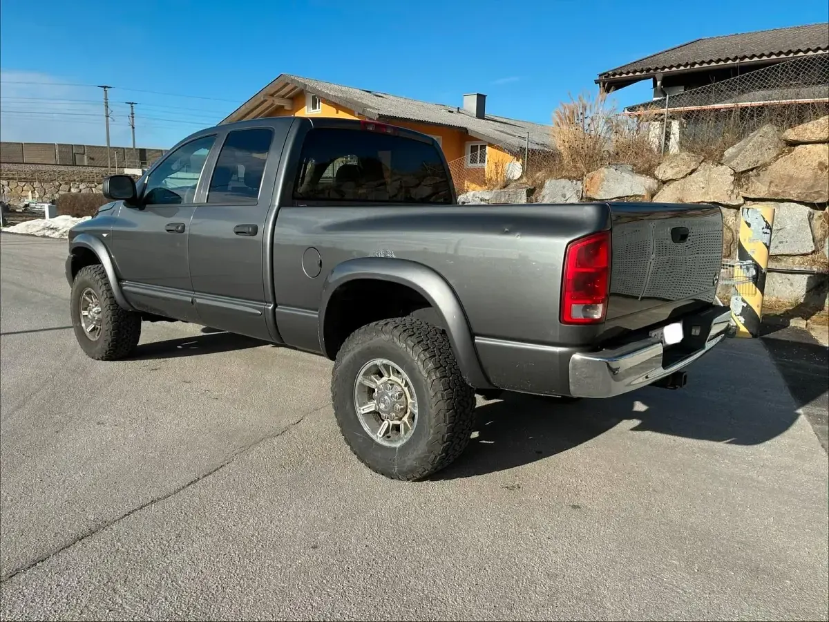 Gebraucht Dodge Ram 235 PS (172 kW) 2004 Grau Pickup