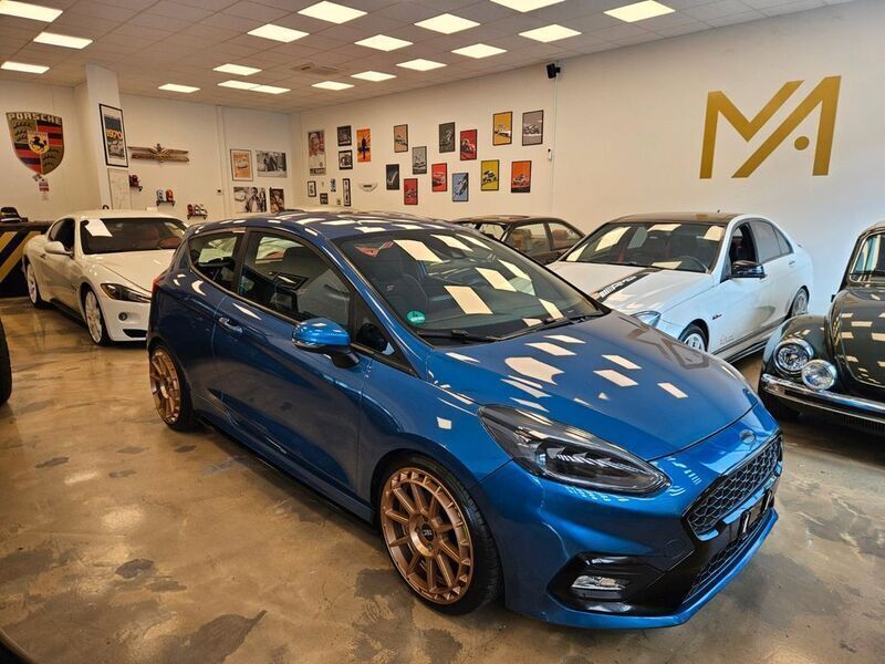 Blau Gebraucht 2019 Ford Fiesta ST Kleinwagen | 17.898 € (Fairer Preis) - Bild 1/4