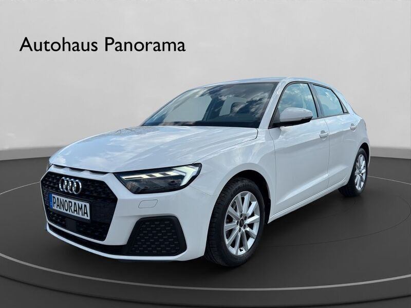 Weiß Gebraucht 2021 Audi A1 Sportback Kleinwagen | 20.990 € (Guter Preis) - Bild 1/4