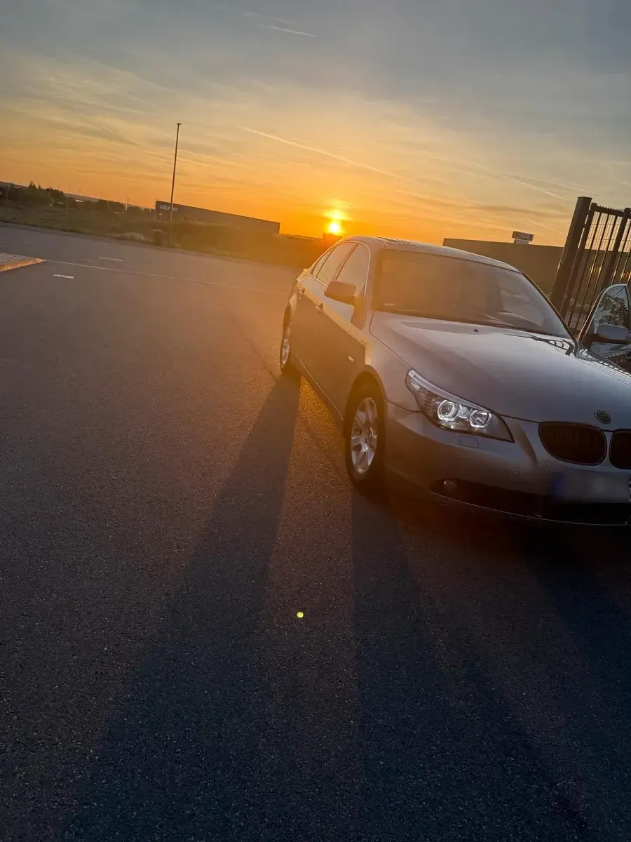 Gebraucht BMW 525 192 PS (141 kW) 2004 Grau Limousine