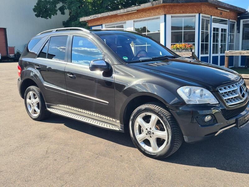 Braun Gebraucht 2009 Mercedes ML350 SUV | 6.990 € (Guter Preis) - Bild 1/4