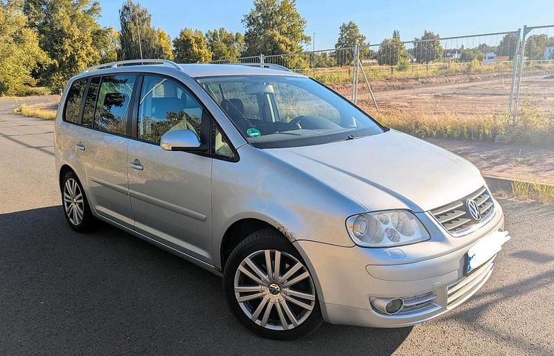 Gebraucht 2003 VW Touran Highline Van / Kleinbus | 1.790 € (Fairer Preis) - Bild 1/4