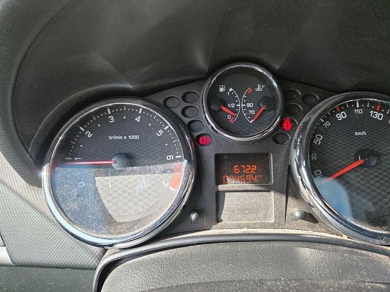 Gebraucht Peugeot 207 CC 156 PS (114 kW) 2012 Silber Cabrio