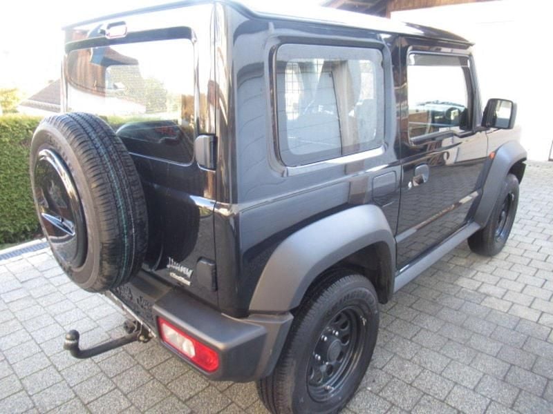 Gebraucht Suzuki Jimny Comfort 102 PS (75 kW) 2021 Schwarz SUV