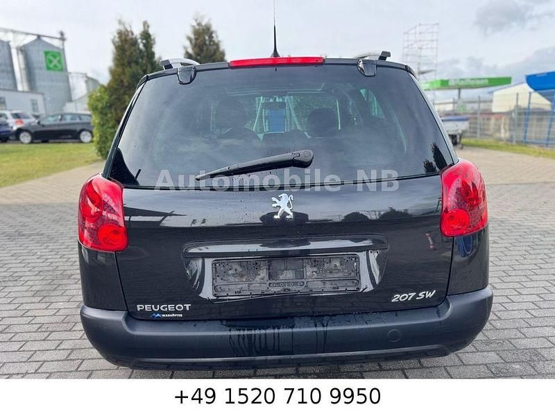 Gebraucht Peugeot 207 Urban Move 95 PS (69 kW) 2009 Schwarz Kombi