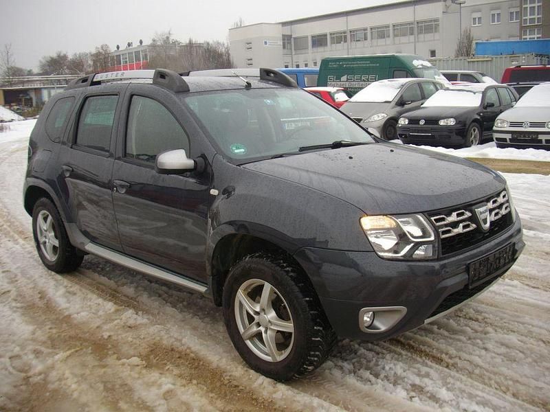 Grau Gebraucht 2014 Dacia Duster SUV | 4.950 € (Guter Preis) - Bild 1/4