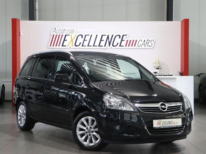Schwarz Gebraucht 2013 Opel Zafira Family Van / Kleinbus | 6.996 € (Fairer Preis) - Bild 1/4