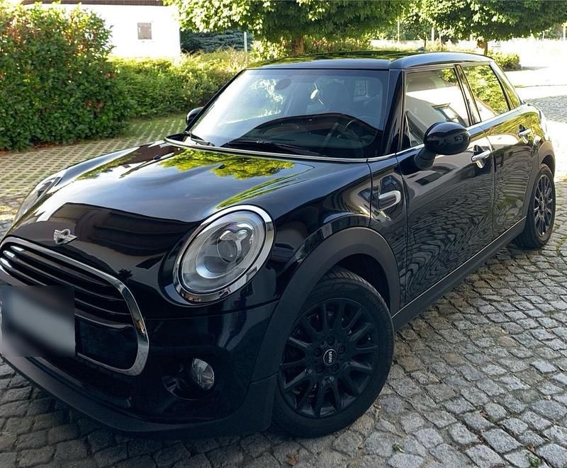 Gebraucht Mini Cooper 136 PS (100 kW) 2016 Schwarz Kleinwagen