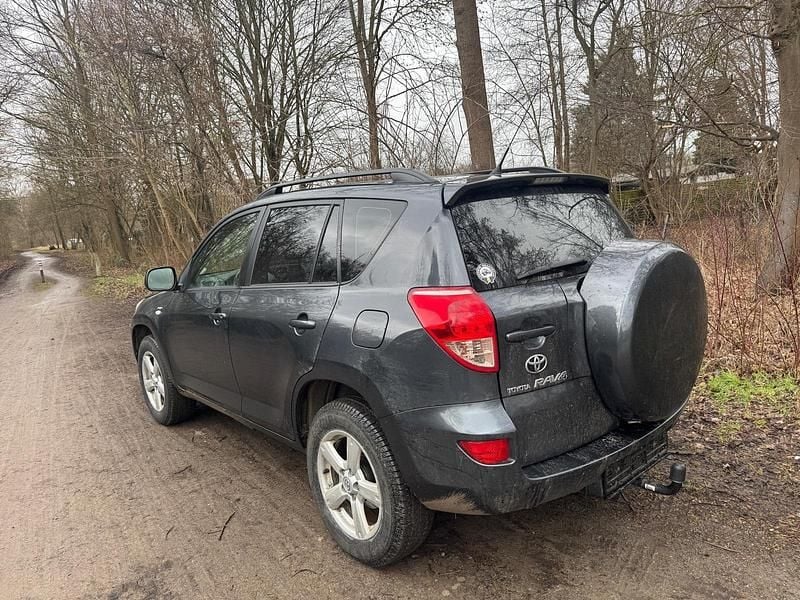 Gebraucht Toyota RAV4 136 PS (100 kW) 2007 Grau SUV