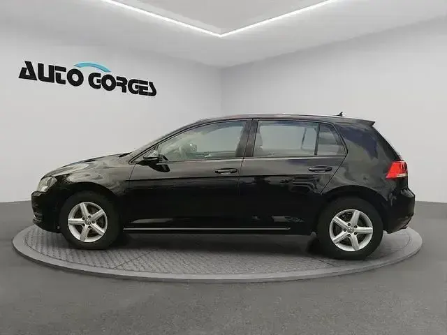 Gebraucht VW Golf VII Trendline 110 PS (80 kW) 2017 Andere Limousine