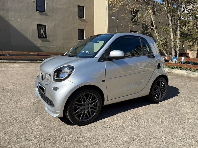 Silber Gebraucht 2015 Smart ForTwo Coupé Passion Coupé | 10.600 € (Fairer Preis) - Bild 1/4